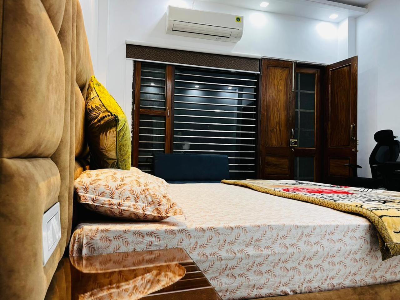 Shreshth Home Stay - Best Family Accommodation - 3Km From Har Ki Pauri, Haridwar, Uttarakhand Exterior photo