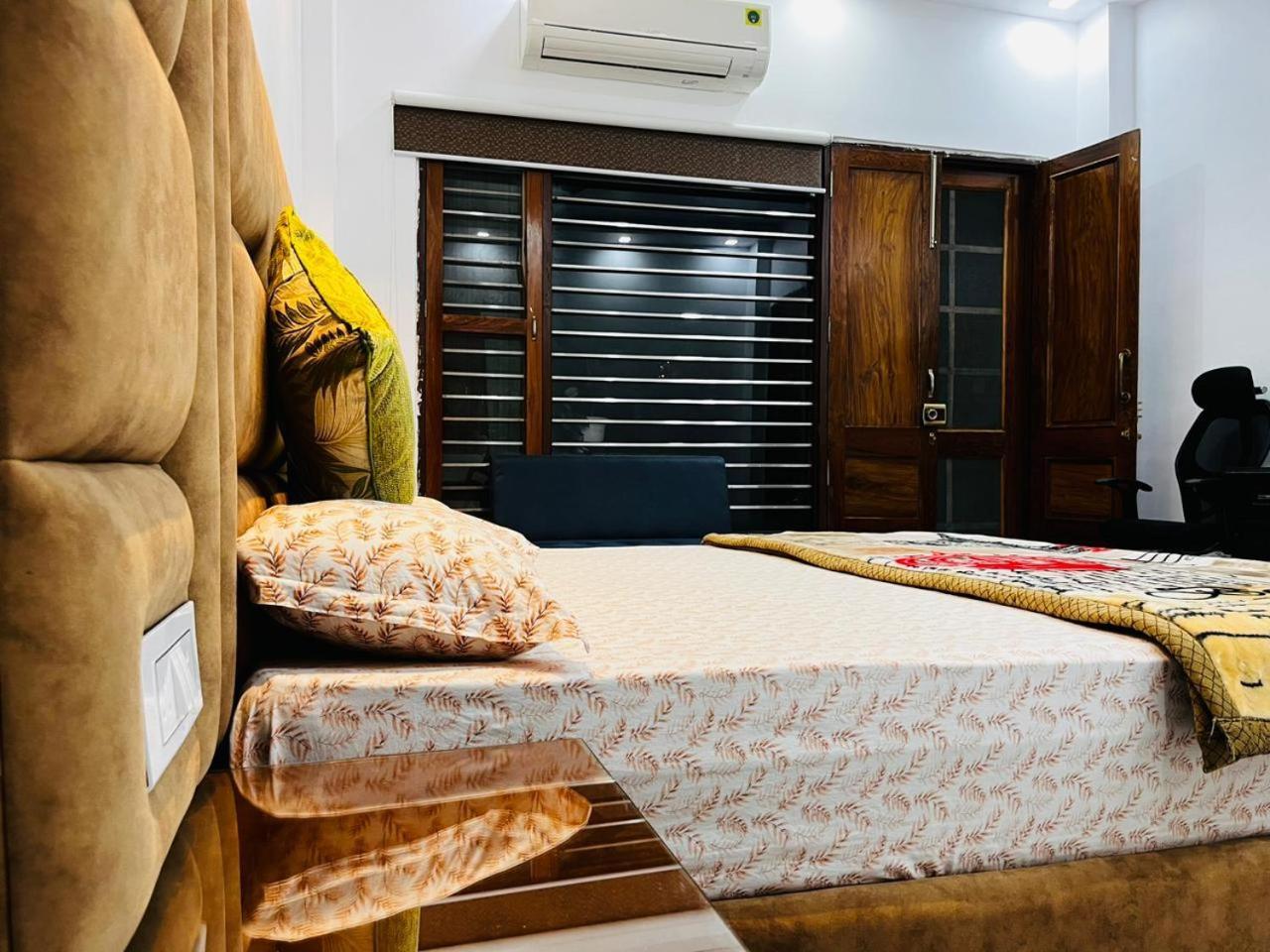 Shreshth Home Stay - Best Family Accommodation - 3Km From Har Ki Pauri, Haridwar, Uttarakhand Exterior photo